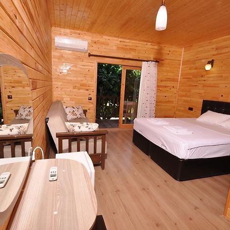 Cesur Pansiyon Cirali Exterior foto